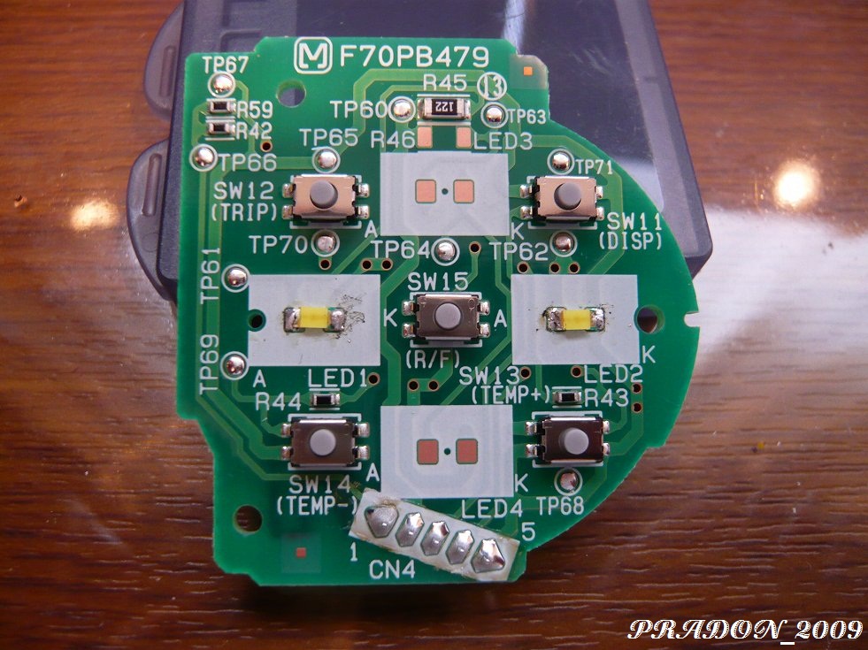 ステアリングスイッチ ＬＥＤ換装 - ファルコン工房